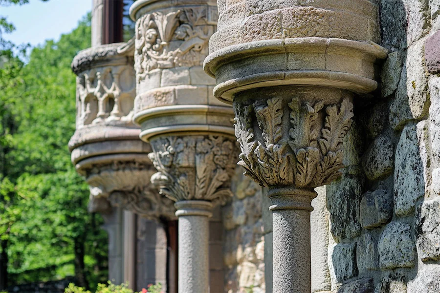 Castle Style Columns Cover