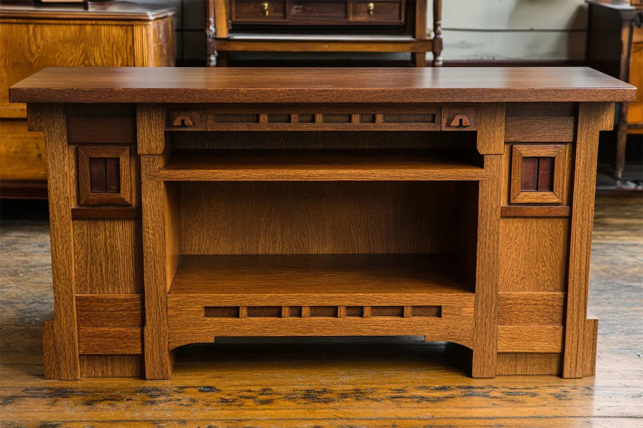 Closed Shelf TV Stand Cover