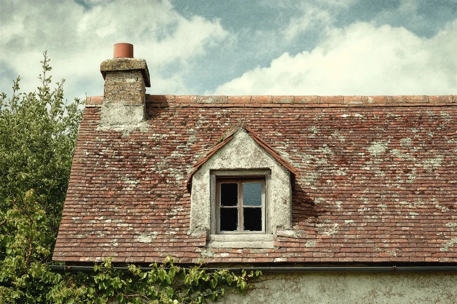 Farmhouse Roof Cover