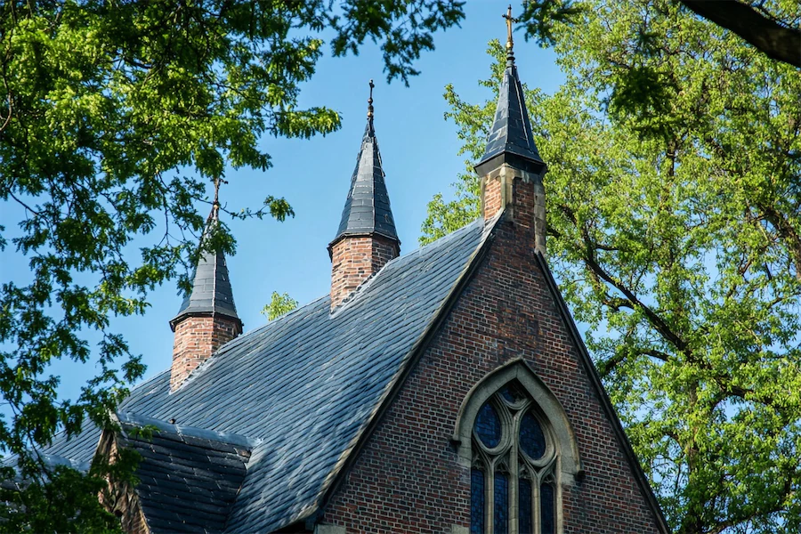 Gothic Roof Cover